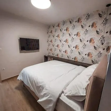 Iris Apartment Levádeia Exterior foto
