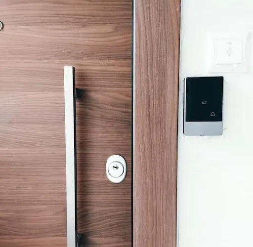 Iris Apartment