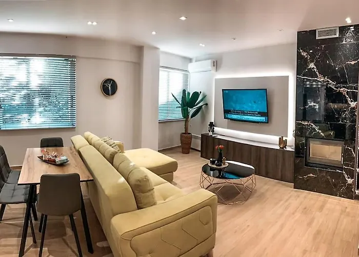 Iris Apartment