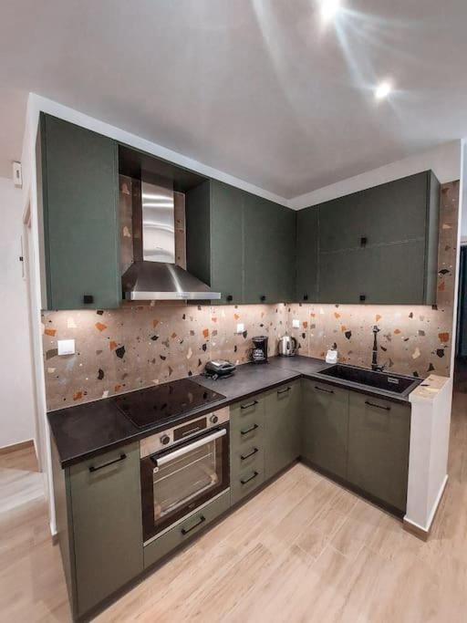 Iris Apartment